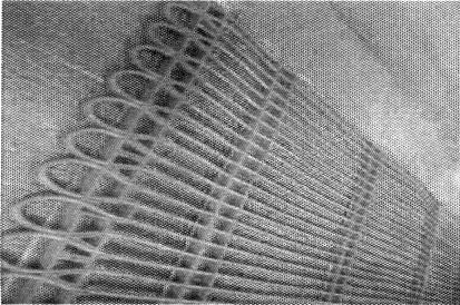 Obr. 60 Měrný tepelný výkon stěnového vytápění Diagram je konstruován pro potrubí DN 15, ti = 20 C, te = -15 C, izolace /s = 0,75 m 2.K/W a tloušťku cihlové stěny 360 mm. Obr.