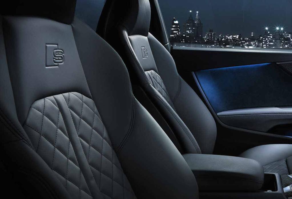18 Audi S5 Coupé Nadchne Vás rychlostí světla: sportovní interiér.