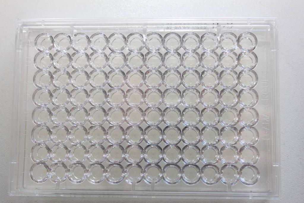 Podmínky výroby: Veškeré práce na přípravě a výrobě MIC setů (příprava roztoků antibiotik a jejich aplikace na destičky) probíhají v prostorách se zajištěnou filtrací vzduchu (třída čistoty A).