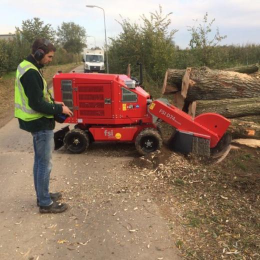 s kroutícím momentem 300 Nm při 1500 ot.