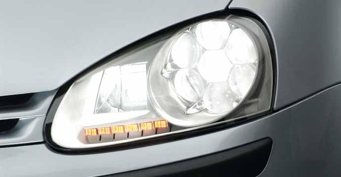 Světlomety LED technologie LED diody v automobilovém průmyslu vysoká účinnost a výkon, dlouhá životnost LED diody se dnes používají v téměř každé oblasti života.