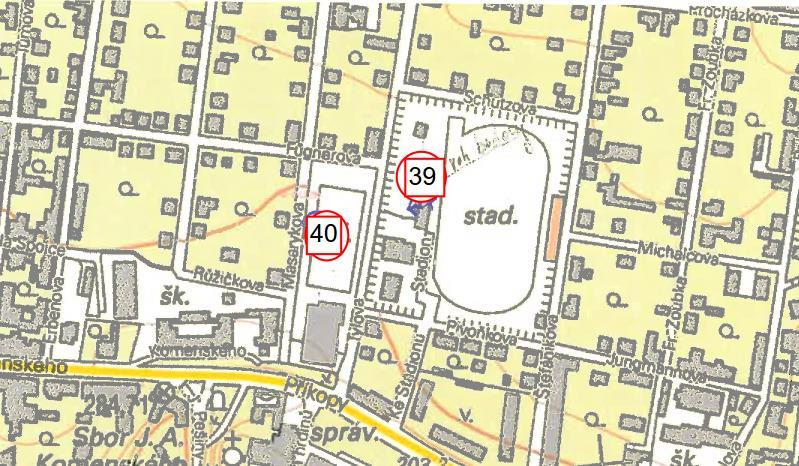 Poznámka: - Místo 38 Kamera: PTZ Umístění: Sloup VO Přenos: 5GHz spoj na retranslační bod zámek a dále 10GHz spoj na MÚ.