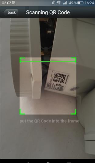 6. Jakmile se vám zobrazí scanner, zaostřete obrazovku na QR kód,