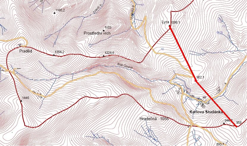 1.4 Hydrologie Lokalita zřídelní struktury s infiltrační plochou cca 10,01 km 2 je odvodňována do toku Bílé Opavy pramenící na jižním svahu hory Praděd (obr. 6).