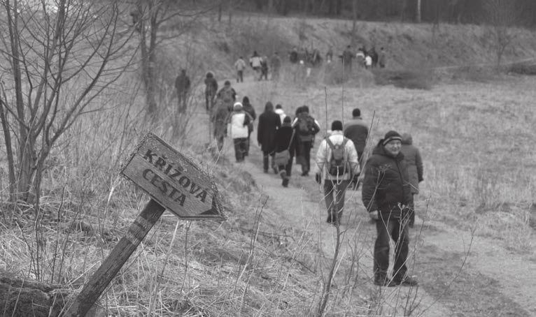 VELIKONOCE SLAVNOST VÍRY P. Martin Pro křesťany jsou těmi nejvýznamnějšími svátky v roce Velikonoce. Letos je tomu 1150 let, kdy na naše území dorazili z Konstantinopole dva bratři.