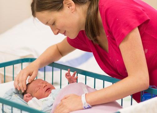 I o tyto novorozence pečují od narození po celou dobu pobytu výhradně lékaři a sestry neonatologického pracoviště.