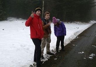 Také jsme zahráli pár her a naučili německé kamarády zas pár českých výrazu, jako např. přítel nebo bubeník. Neděle se nesla už jen v duchu úklidu a odjezdu.