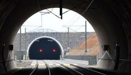 ERTMS + na nákladní síti 22,5 t na nápravu, minimálně 100 km/h a umožnění délky vlaku 740 m výjimky z rychlosti 100 km/h řádně zdůvodněné, EK rozhodne,