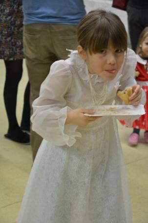 karneval - lidovou zábavu v maskách s jídlem, pitím a