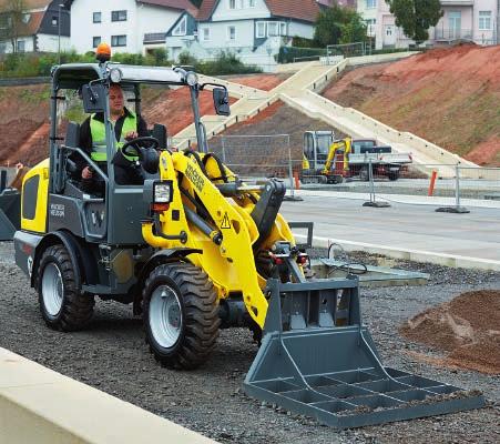 Kolové nakladače a teleskopické nakladače: Nejlepší přátelé obce.