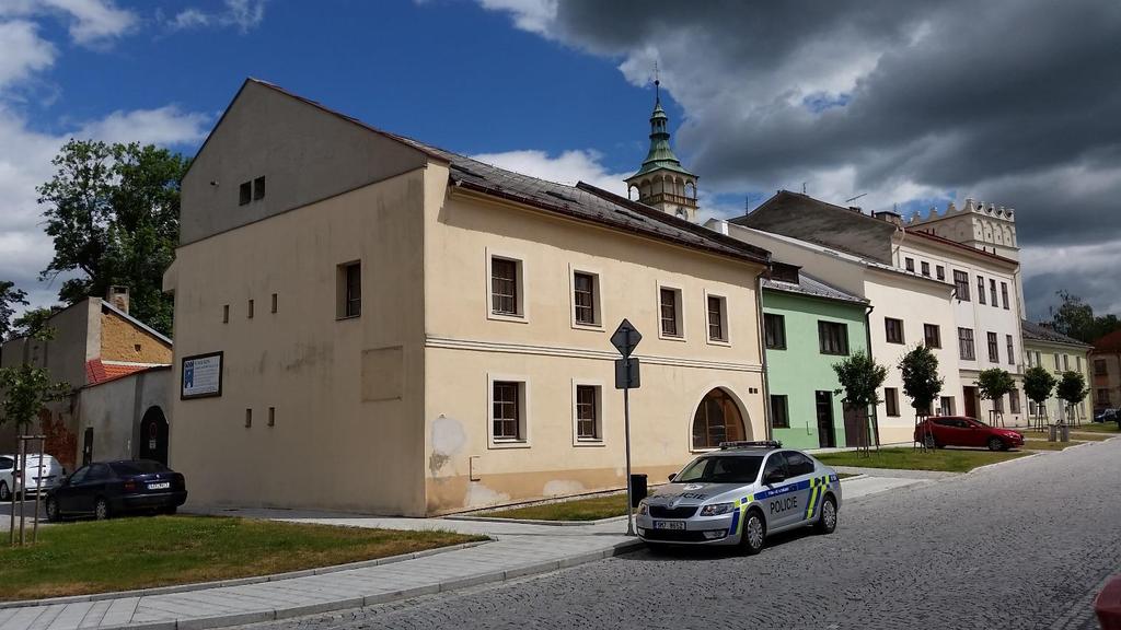 V průběhu roku 2017 začala dlouho připravovaná celková rekonstrukce budovy OOP Lipník n. B.