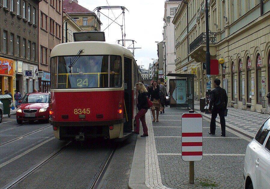 seniorská linka přímé