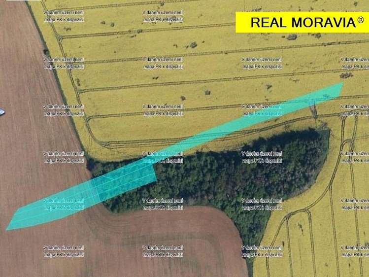 Záznam o prodeji srovnávané nemovitosti č. 4 1. Identifikace Prodej, Pozemek, 13351 m 2, Modrá, okres Uherské Celková cena: 293.722 Kč Adresa: Modrá, okres Uherské 2.