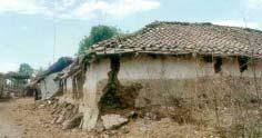 Cracking and separation of adobe walls 1997 Jabalpur, India earthquake Out-of-plane wall collapse 1996 Nazca earthquake, Peru Cracking and