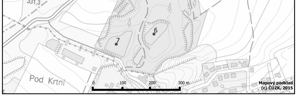 Sběr vodních měkkýšů byl prováděn kombinací vizuální metody a propíráním sedimentu a vegetace za pomoci kovového sítka (průměr 20 cm, velikost ok 0,8 mm).