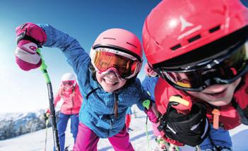 ZÁBAVNÉ, ŠARMANTNÍ A NAVÍC INTELIGENTNÍ Milují je velké i malé děti, ale také dospělí - celkem 9 snowparků, 14 funslopes a funcross se postará o zábavnou změnu od lyžování na svazích.