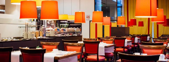 RESTAURANT SUNLIGHT Start your day in the Golden City with a rich and healthy buffet