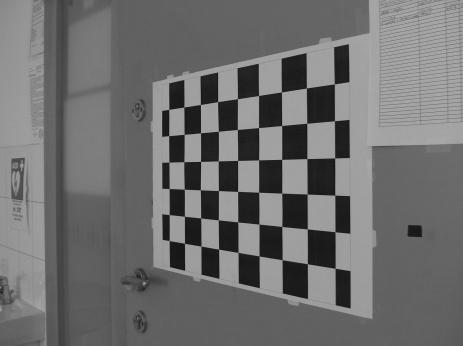 Velikost šachovnicového vzoru je dána počtem vertikálních a horizontálních vnitřních rohových bodů.
