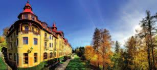 Současný Grand Hotel Bellevue vznikl spojením dvou tatranských hotelů hotelu Bellevue a hotelu Šport.