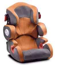 Ergonomicky skonštruované sedačky zabezpečujú optimálnu ochranu