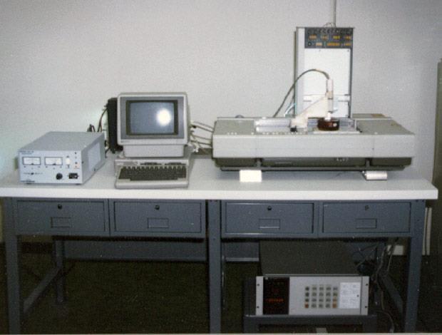 Stratasys v roce 1992. Tato technologie je jednou z nejrozšířenějších metod 3D tisku [19].