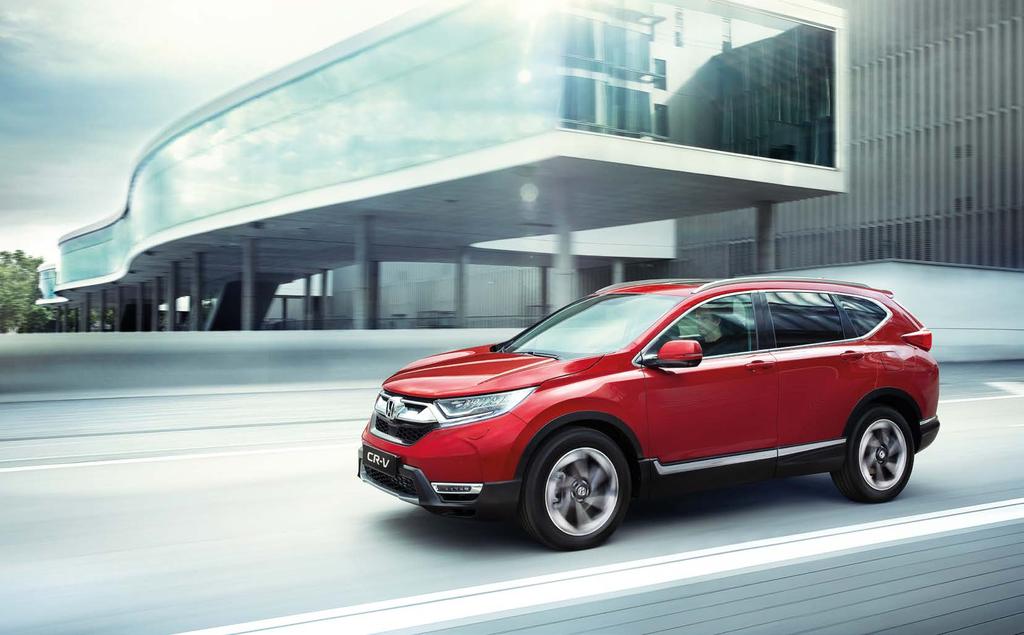 DESIGN PLNÝ EMOCÍ Nová silueta vozu CR-V může být povědomá, ale design je zcela nový.