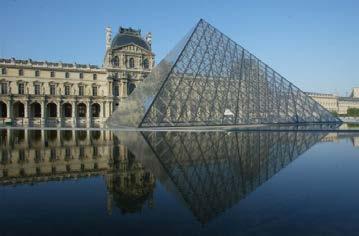 Popoludní návšteva Musée d Orsay - impresionisti. Večera, ubytovanie. 3.deň - raňajky, po raňajkách odchod do Versailles, prehliadka zámku, Versaillských záhrad.