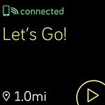 3. Klepnutím na cvičení ho vyberte. Uvidíte obrazovku Let s Go! Pokud zvolíte cvičení s GPS, uvidíte v levém horním rohu ikonu telefonu, protože se hodinky připojují k GPS ve vašem telefonu.