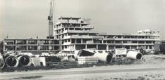 Poliklinika Modřany byla uvedena do provozu v roce 1987 jako 6. poliklinika Obvodního národního zdraví. V roce 1997 byla budova převedena na Hlavní město Prahu.