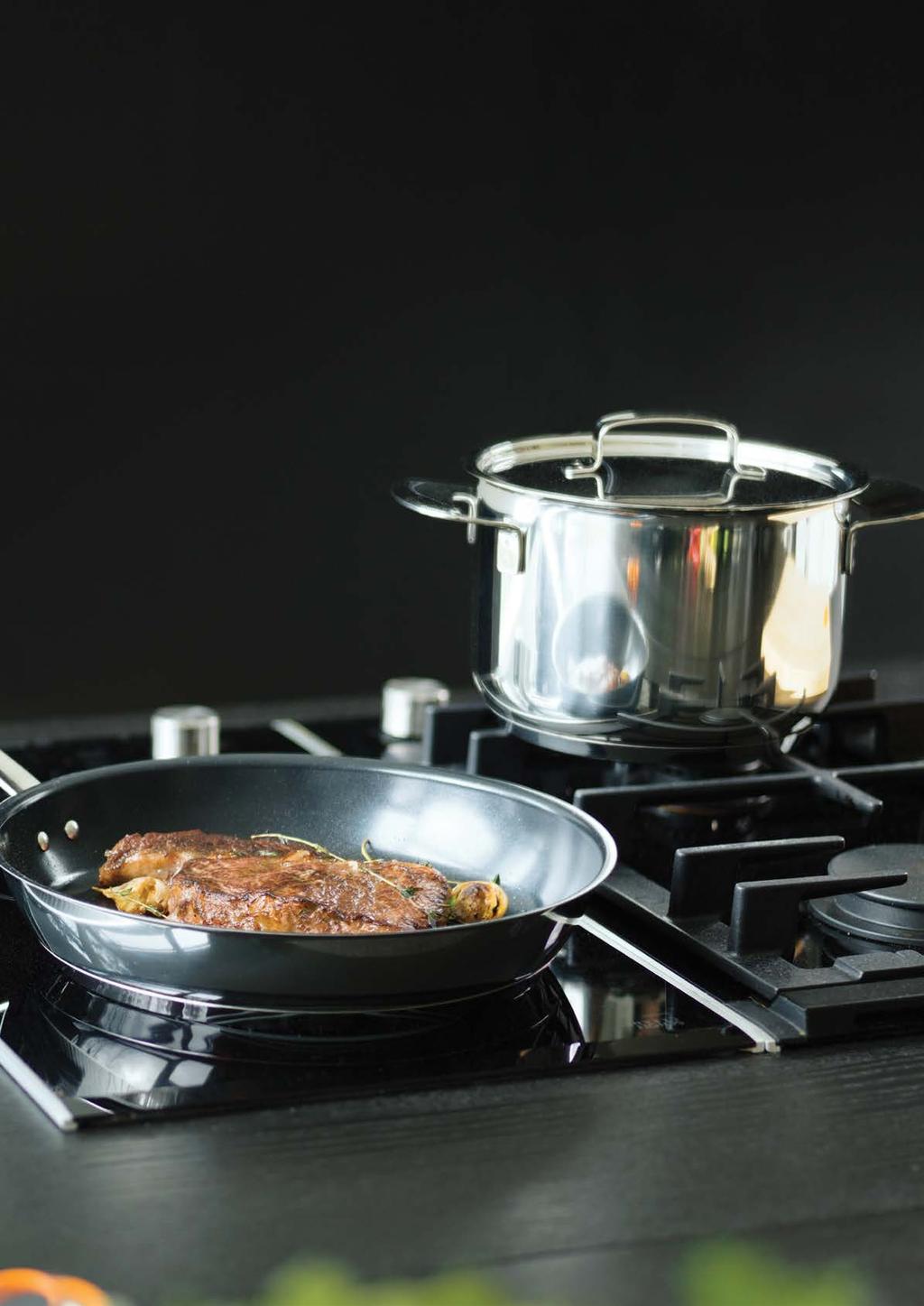 All Steel nabízí nádobí pro speciální příležitosti. Veškeré nádobí zaručuje, že Vaše jídlo bude vždy perfektně usmažené.