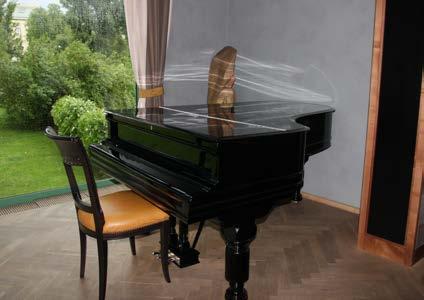 JEŽKŮV KLAVÍR OPĚT ZNÍ V MÁNESU Máme to potěšení představit Vám zrekonstruovaný klavír Steinway, na který tu ve 30.