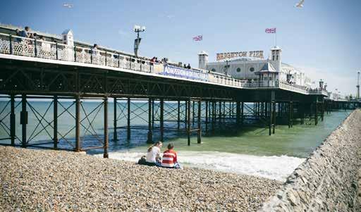 Brighton EC Brighton počet obyvatel 250 000 populární destinace u moře zažijte atmosféru mladého dynamického univerzitního města ubytování v hostitelské rodině nebo v rezidenci Organizace EC se již