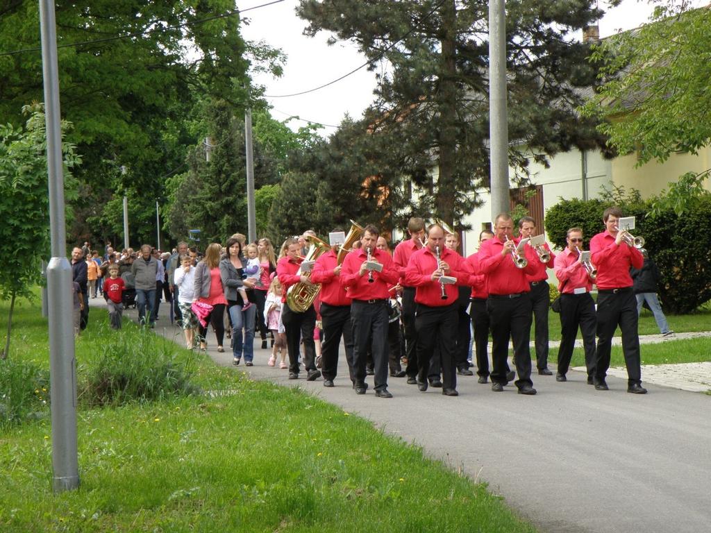 Průvod prochází