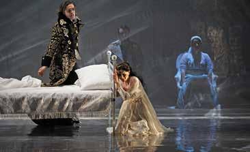 Gruberová. Se souborem Státní opery absolvovala na podzim 2016 turné po Japonsku v titulní roli Normy. V této roli se představí v květnu a červnu 2018 v Národním divadle také pražskému publiku.