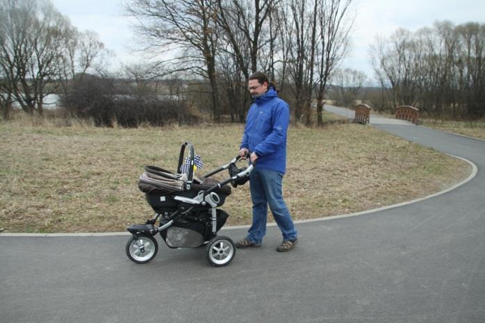 zdravotně postižených ověření metodiky na vzorku turistických atraktivit jako ověřovatelé jsme si vybrali rodiče s malými dětmi v kočárcích,