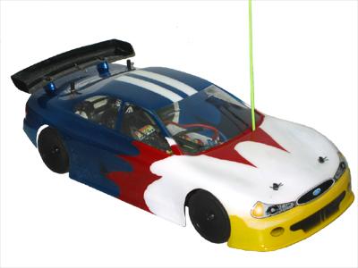 modelový případ Vůz: Ford Mondeo Měřítko: 1/10 Rychlost 10m/s Model turbulence k ε Počet iterací 3000 Schéma Upwind 1. řádu Residuals Pozn.
