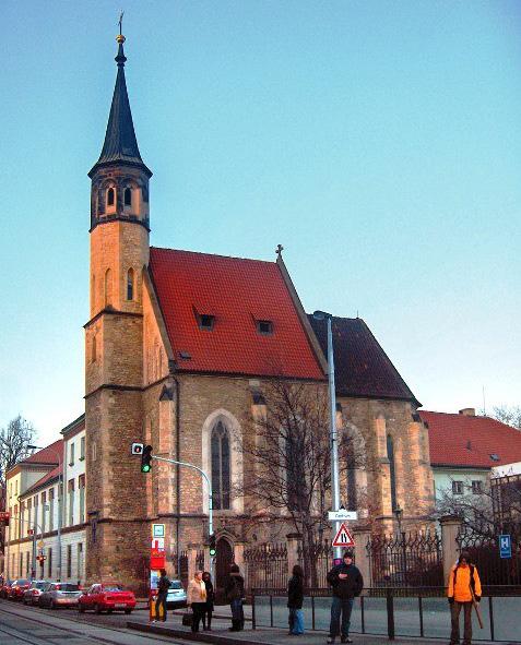 Chrám Zvěstování Přesvaté Bohorodice je nevelká gotická stavba zbudovanou při klášteře servitů (řádu služebníků Mariiných).