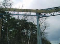 Optimalizační opatření: Maximální zkrácení délky mostu, např. úpravou spodní stavby mostu a křídel. Náhrada průhledného ocelového zábradlí plným dřevěným o minimální výšce 1,2 m.