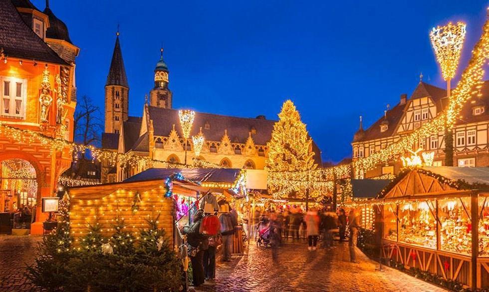 Informace obecního úřadu V sobotu 8. prosince se uskuteční zájezd na adventní trhy do Brna.