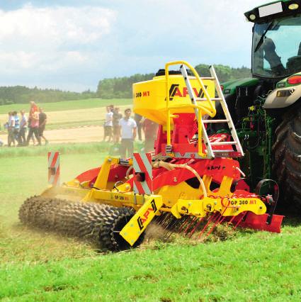 Tloušťka prstů 12 mm a vysoký tlak na prsty, který vzniká přenosem hmotnosti válce, z nich činí profesionální přístroj pro dosev, nový výsev a péči o louky.