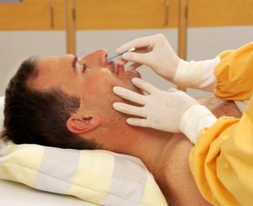 zvukovodu Nos Prontoderm roztok a Prontoderm gel light - vyčistit namočenou štětičkou (odstranit ulpělé suché sekrety) - nanést gel