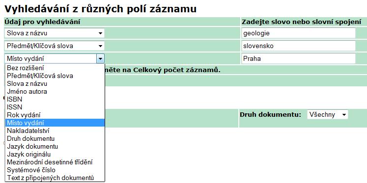 Jednotlivá pole jsou spojena automaticky operátorem