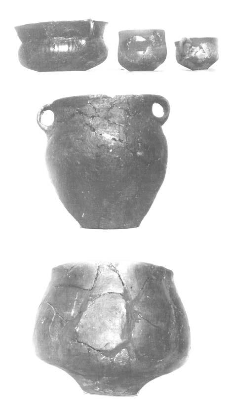64 Obr. 20: Nálezy keramiky z Kostelce. Zdroj: Čtrnáct 1956 Obr.
