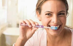 Sensodyne Fluorid zubní pasta 75 ml Má mírnou mátovou příchuť, která udržuje ve Vašich ústech pocit svěžesti a čistoty.
