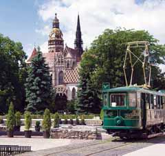 UKRAJINA - MAĎARSKO PAMÁTKY ZÁPADNÍ UKRAJINY A VÝCHODNÍHO SLOVENSKA LEVOČA UNESCO HERVARTOV UNESCO BARDĚJOV UNESCO LADOMIROVÁ UNESCO LVOV UNESCO KOLOČAVA JEZERO SINĚVIR UŽHOROD KOŠICE K O Š I C E