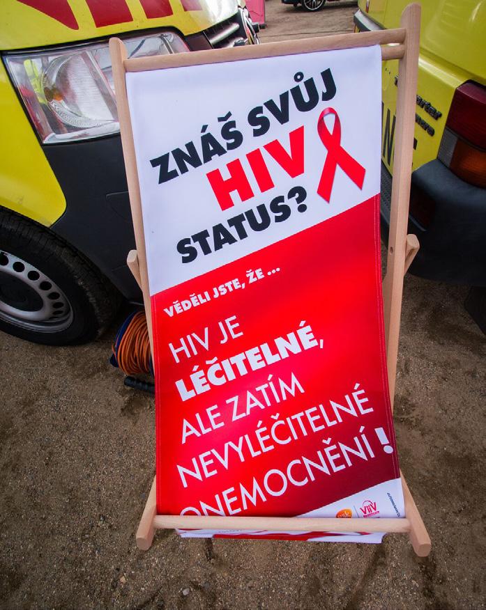 V rámci projektu SEXPOSED se HIV objevilo v jiné roli - tentokrát v hlavní a na jevišti. Režisér Jakub Čermák připravil hru Pašije, kde vystupovali dva HIV+ herci.