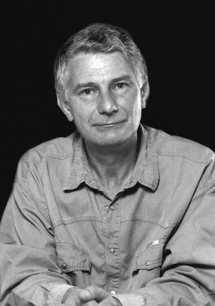 Stanislav Macura kultura Narozen 6. 3. 1946 v Karviné. Hudebník, dirigent, hudební dramaturg.