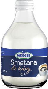 Smetanový jogurt z