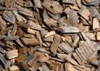 Zbytkové dřevo ze zpracování dřeva (hobliny, piliny a prach). Dřevotřískové desky. MDF.