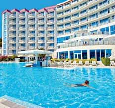 premium od 16 990 Kč cena po slevě 18 % od 13 932 Kč SLUNEČNÉ POBŘEŽÍ Mercury Hotel Aqua Azur je situován do prostředí parkové zeleně a svým hostům nabízí komfortní